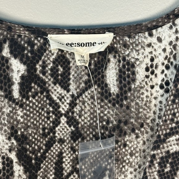 ee:some‎ Bodysuit Snake Skin Look Opaque Sheer Women's Size Medium - Picture 2 of 9